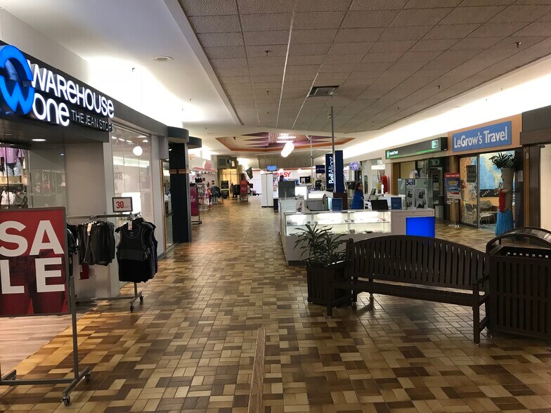 More Photos Of 25-27 Columbia, Marystown General Retail For Lease