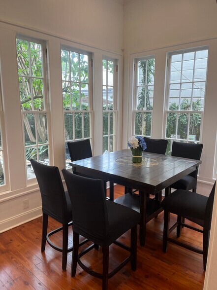 More Photos Of 1030 Burgundy St, New Orleans Apartments For Sale
