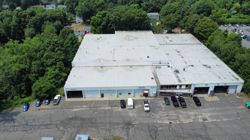 More Photos Of 372 Pasco Rd, Springfield Warehouse For Sale