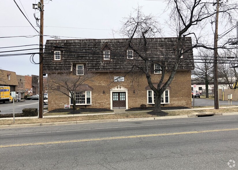 More Photos Of 7432 Old Alexandria Ferry Rd, Clinton Unknown For Lease