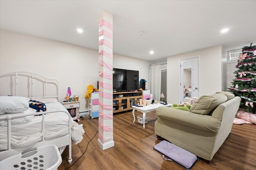 More Photos Of 72 3rd St, Bangor Apartments For Sale