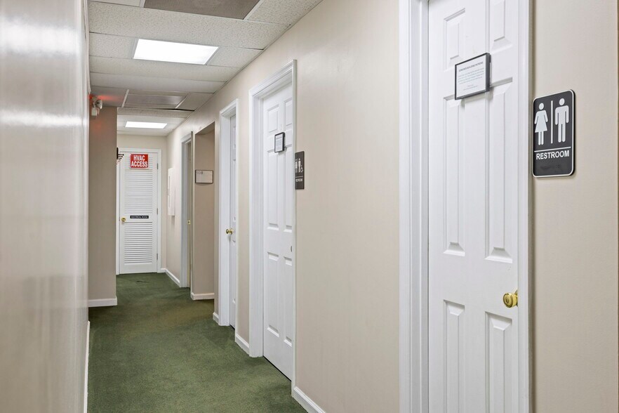 More Photos Of , Waynesboro Office For Sale