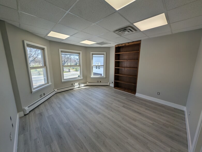 More Photos Of 1284 N Broad St, Hillside Office For Lease