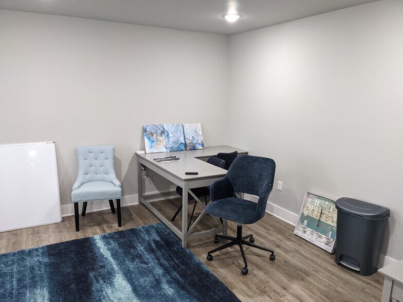 More Photos Of 105 Schumanns Beach Rd, New Braunfels Office For Lease