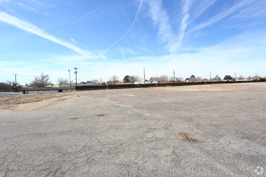 More Photos Of 2105-2113 Eubank NE, Albuquerque Land For Lease