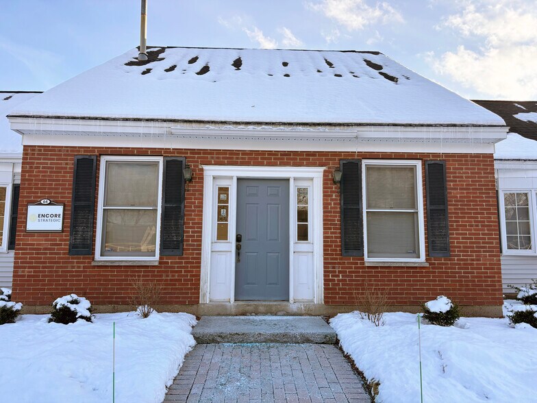 Primary Photo Of 40 S River Rd, Bedford Office For Lease