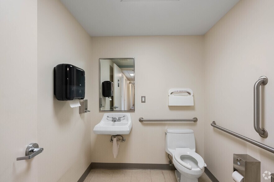 More Photos Of 4701 Randolph Rd, Rockville Medical For Lease