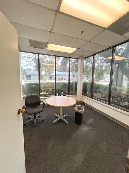 More Photos Of 840 Lakeside Dr, Mobile Warehouse For Lease