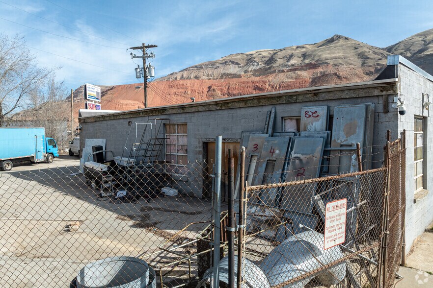 More Photos Of 1621 N Beck St, Salt Lake City Warehouse For Sale