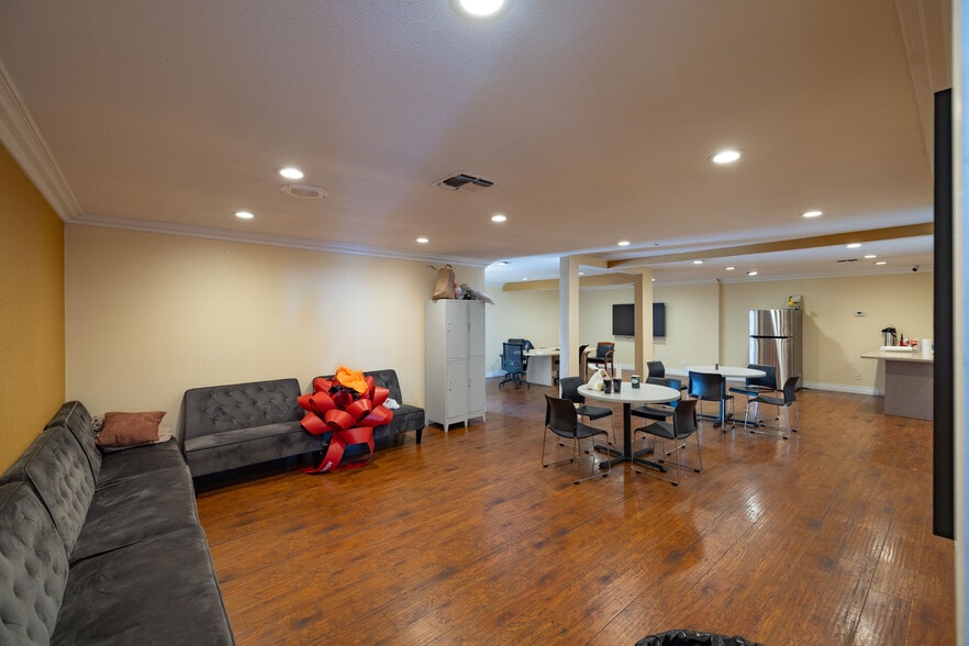 More Photos Of , Sacramento Unknown For Sale