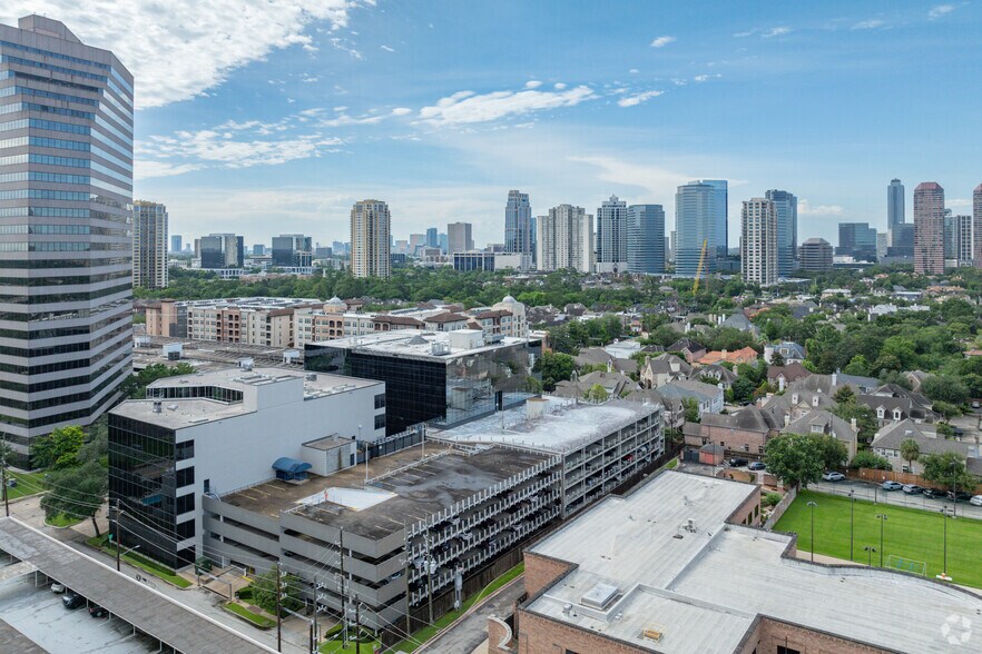 More Photos Of 5005 Riverway Dr, Houston Office For Lease