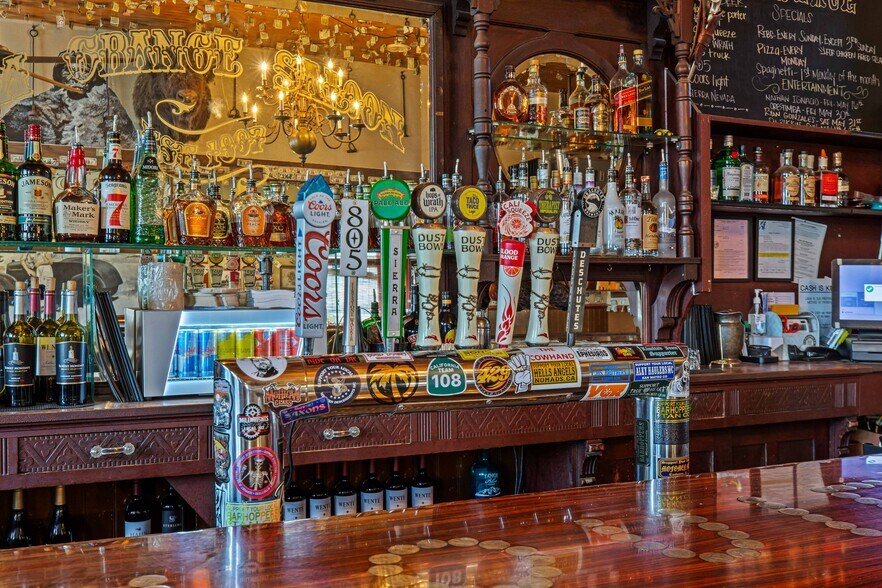 More Photos Of 30048 Yosemite Blvd, La Grange Bar For Sale