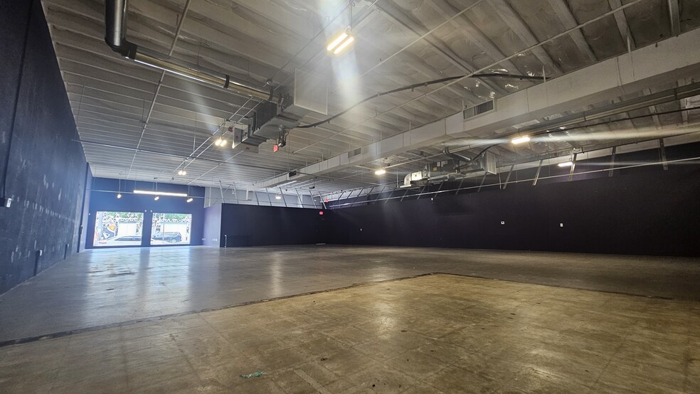 More Photos Of 2800-2818 NW 5th Ave, Miami Storefront For Lease