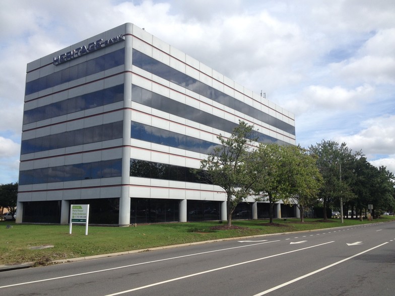 Primary Photo Of 1403 Greenbrier Pky, Chesapeake Office For Lease