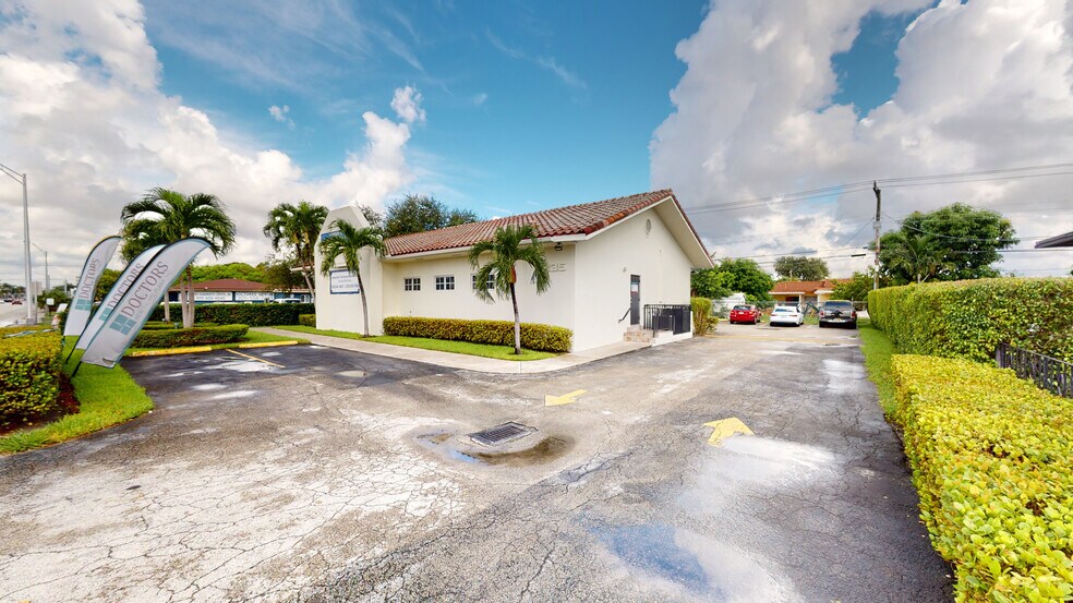 More Photos Of 235 W 49th St, Hialeah Medical For Sale