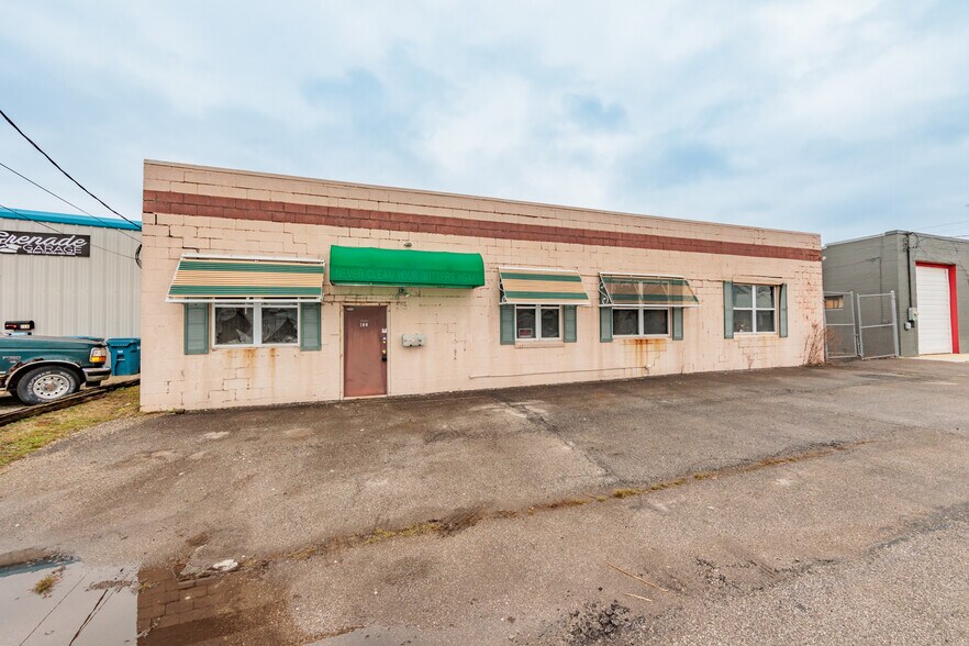 More Photos Of 160 Eady Ct, Elyria Warehouse For Sale