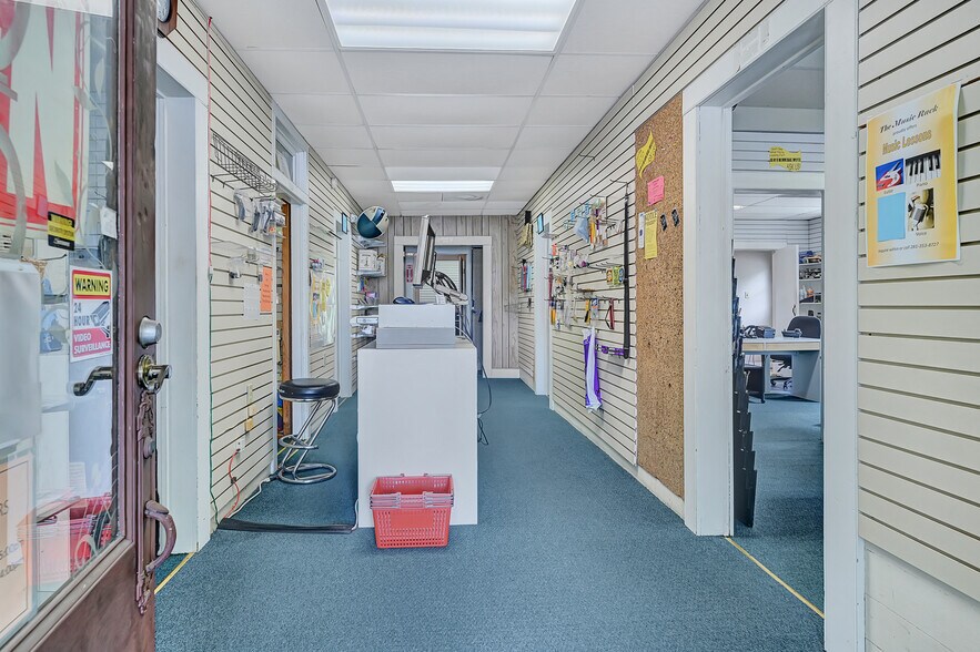 More Photos Of 17934 Kuykendahl Rd, Spring Storefront For Sale