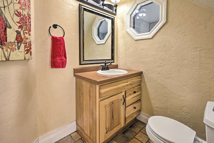 More Photos Of 106 Bowman Rd, Wisconsin Dells Hospitality For Sale