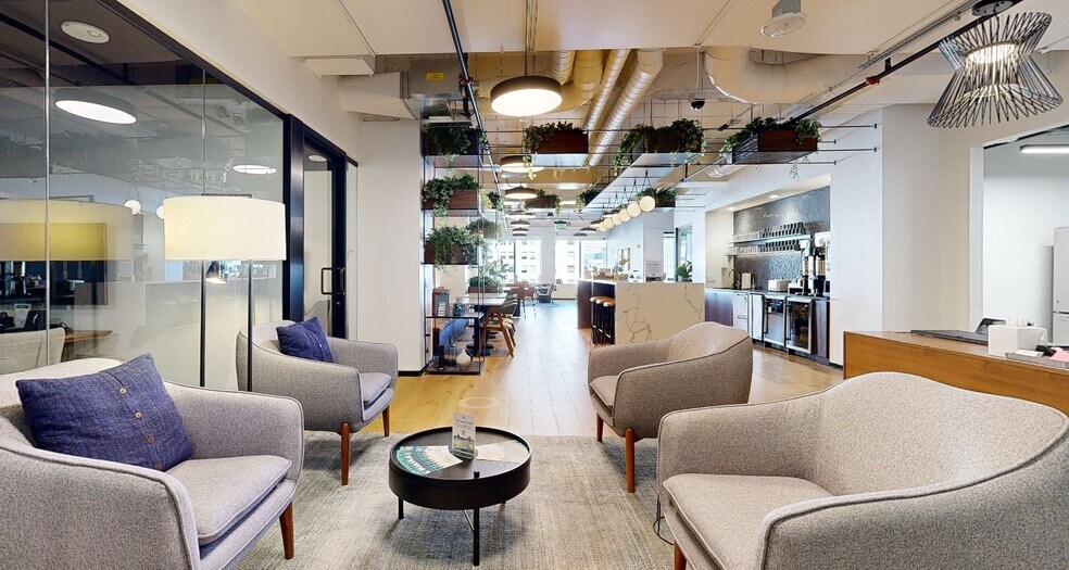 Primary Photo Of 811 SW 6th Ave, Portland Coworking Space