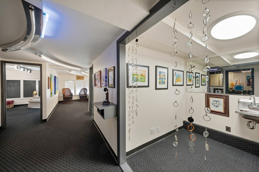 More Photos Of 515 22nd St, Galveston General Retail For Sale