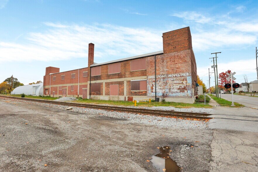 More Photos Of 435 N Elizabeth St, Lima Warehouse For Sale