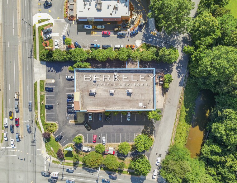 More Photos Of 500 Pisgah Church Rd, Greensboro Convenience Store For Sale