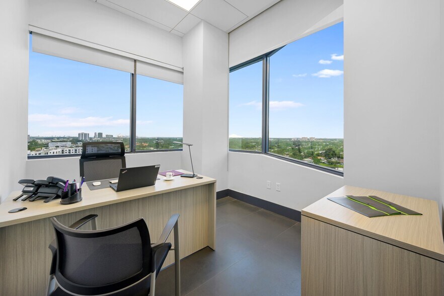 More Photos Of 19790 W Dixie Hwy, Aventura Office For Lease
