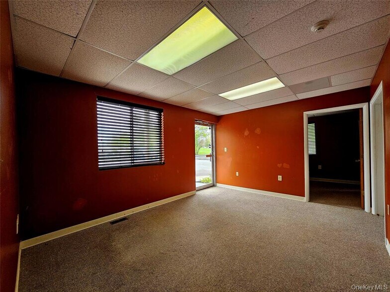 More Photos Of 4 Corwin Ct, Newburgh Medical For Sale