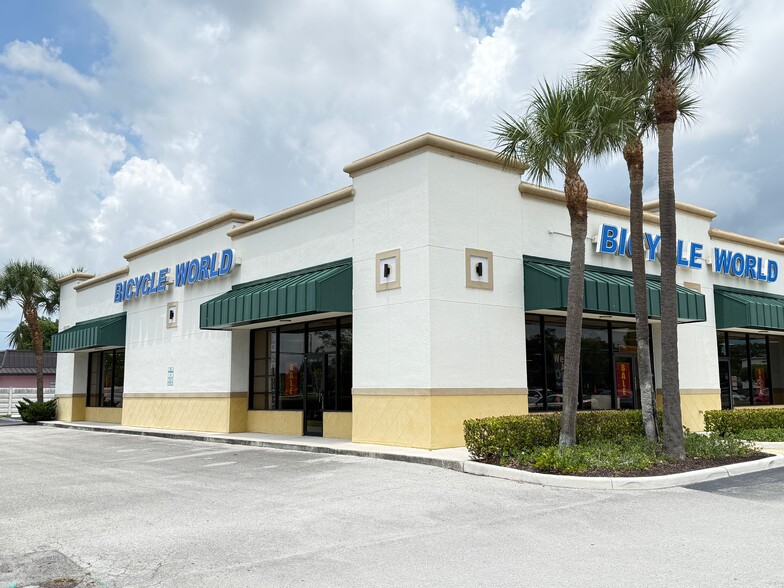 Primary Photo Of 6125-6155 Lake Worth Rd, Lake Worth Unknown For Lease