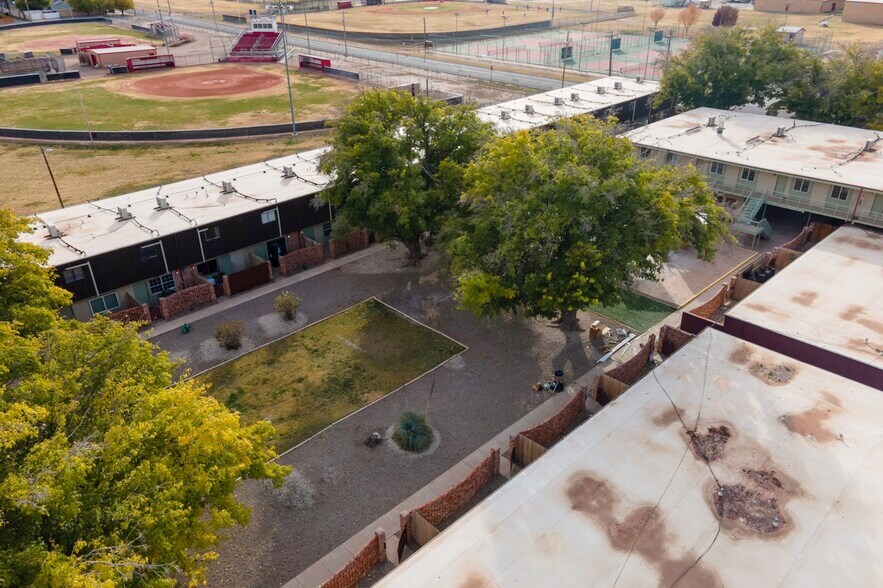 More Photos Of 1800 S Pennsylvania Ave, Roswell Apartments For Sale