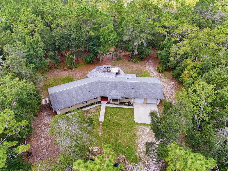 More Photos Of 26311 Willow St, Brooksville Specialty For Sale