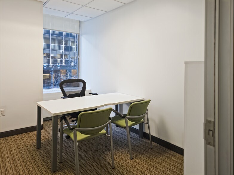 More Photos Of 600 Third Ave, New York Coworking Space
