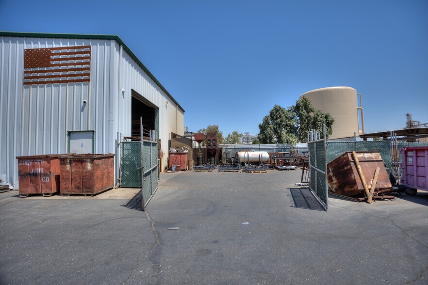 More Photos Of 4257 E Keyes Rd, Ceres Warehouse For Sale