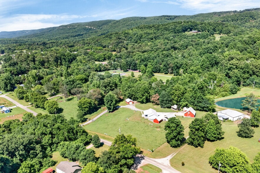 More Photos Of 105 Foothills Rd, Pikeville Multifamily For Sale