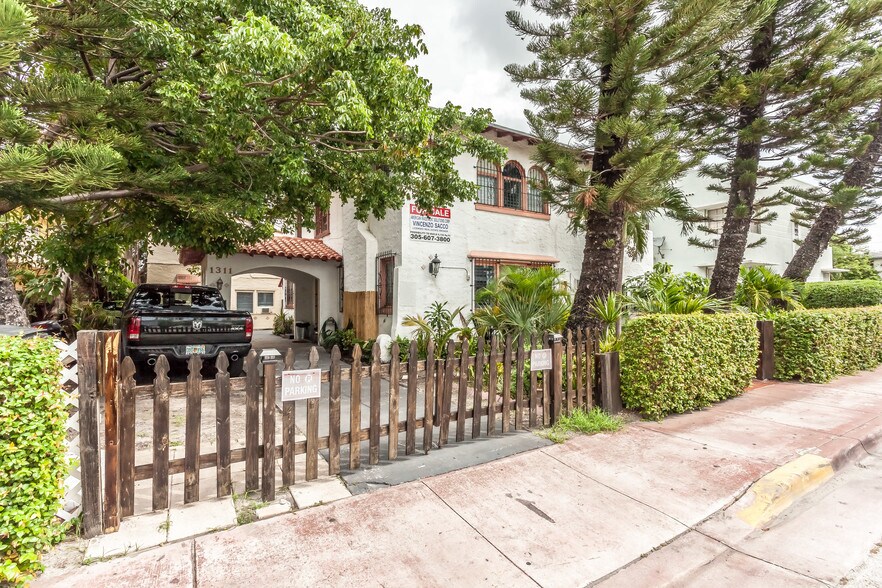More Photos Of 1311 15th Ter, Miami Beach Apartments For Sale