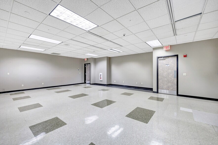 More Photos Of 100 W College Ave, Appleton Office For Sale