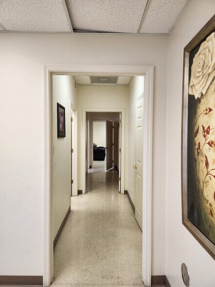 More Photos Of 712-722 Oliver Rd, Montgomery Light Distribution For Sale