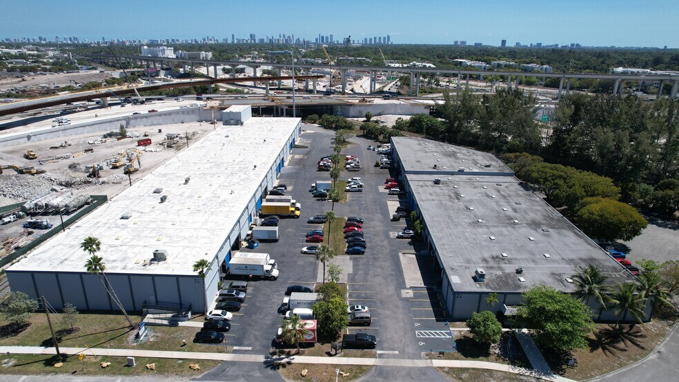 More Photos Of 16411 NW 8th Ave, Miami Distribution For Lease