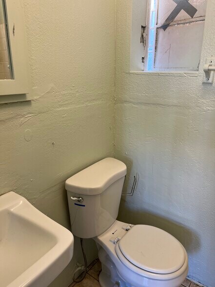 More Photos Of 120 E 34th St, Tucson Apartments For Sale