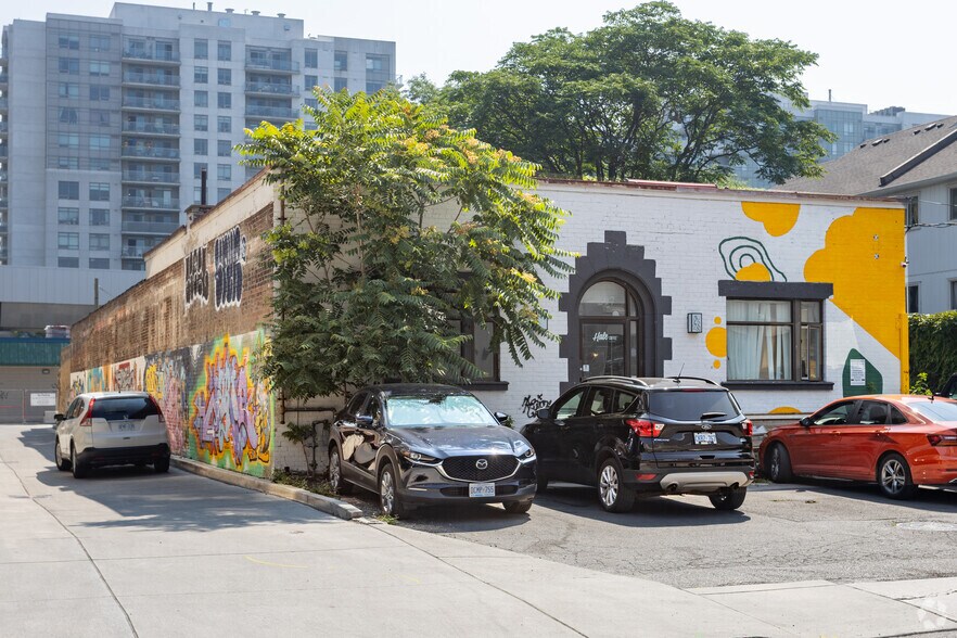 Primary Photo Of 297 Campbell Ave, Toronto General Retail For Sale