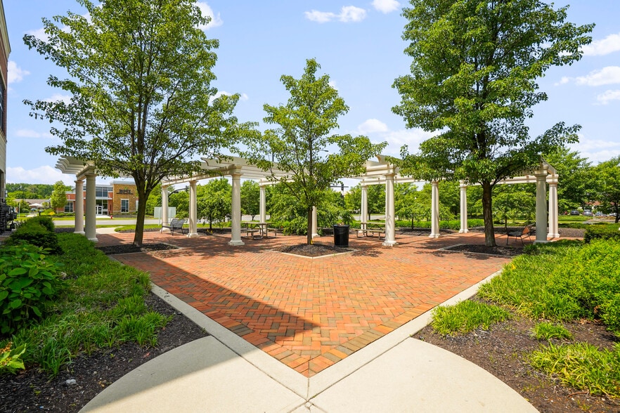 More Photos Of 560 N Cleveland Ave, Westerville Medical For Sale