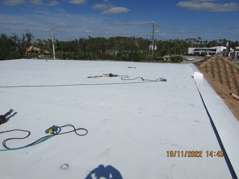 More Photos Of 18940 S Tamiami Trl, Fort Myers Medical For Lease