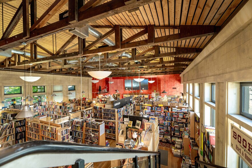 More Photos Of 107 Bank St, Grass Valley Storefront For Sale