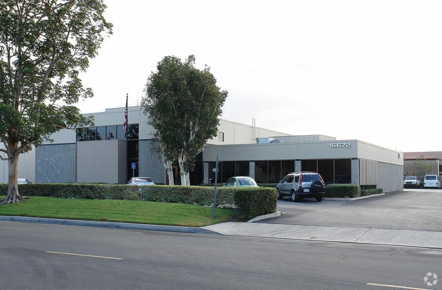Primary Photo Of 16662-16672 Millikan Ave, Irvine Manufacturing For Lease