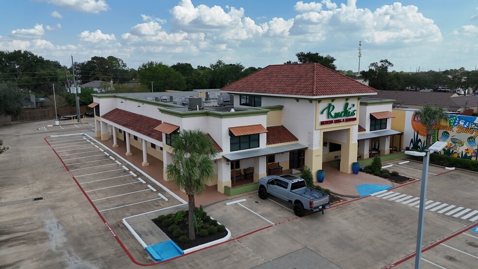 More Photos Of 1235 S Mason Rd, Katy Restaurant For Sale