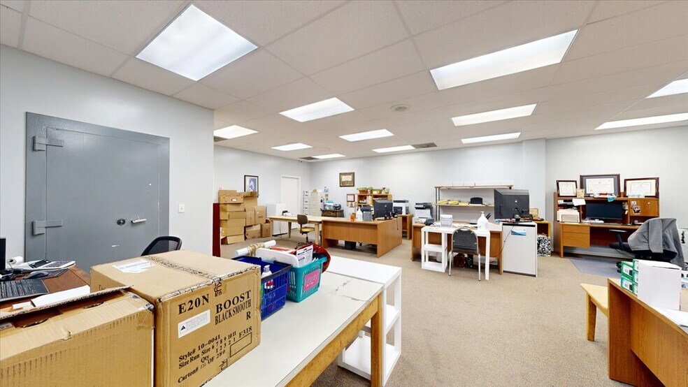 More Photos Of 113 Bo Bo Dr, Crystal Springs Freestanding For Lease