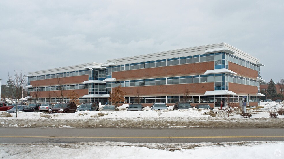 More Photos Of 5 Chenell Dr, Concord Medical For Lease