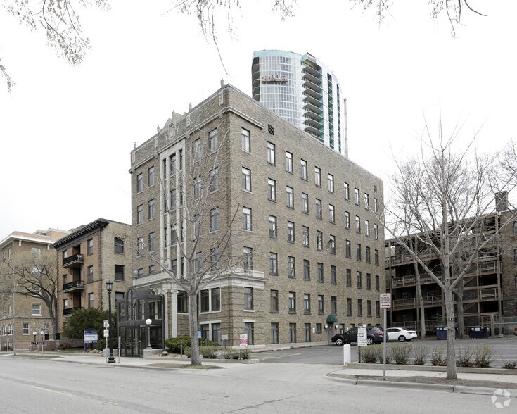 More Photos Of 1409 Willow St, Minneapolis Medical For Lease