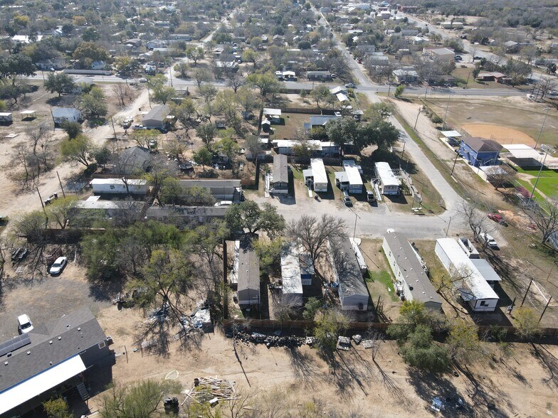 More Photos Of 110 3rd St, Natalia Manufactured Housing Mobile Home Park For Sale