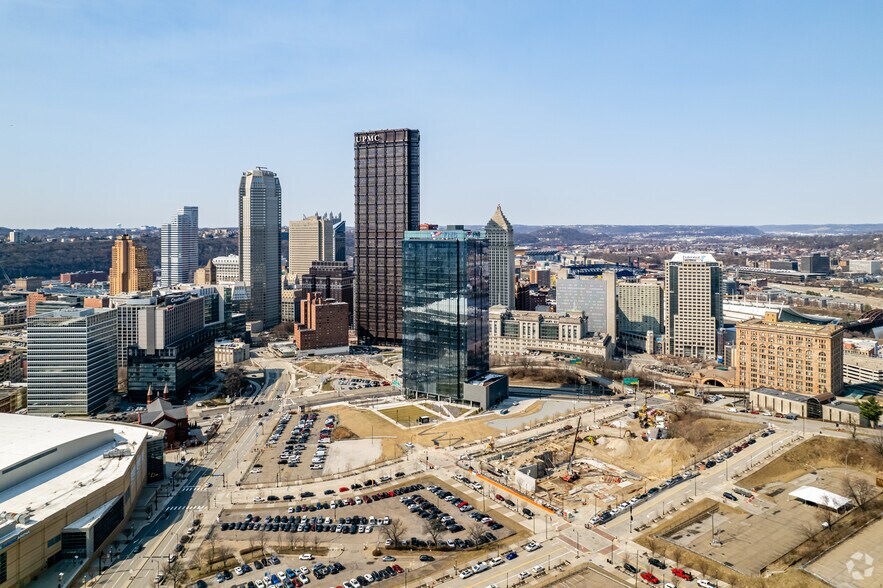 More Photos Of 626 Washington Pl, Pittsburgh Office For Sale